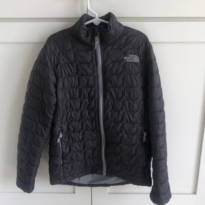 North Face Boys size S (7/8) ThermoBall Jacket